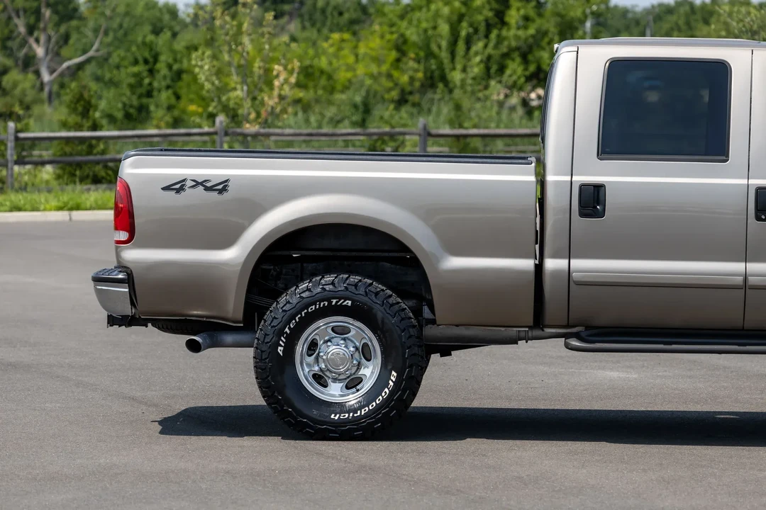 2002 Ford Super Duty 1st Gen - Image 9 of 31