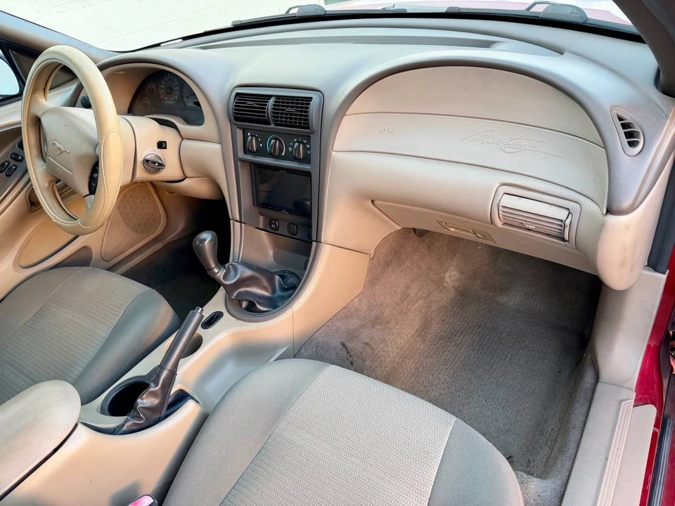 2002 Ford SN95 Mustang - Image 10 of 24
