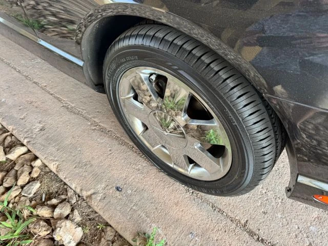 2002 Ford Thunderbird 11th Gen - Image 21 of 25