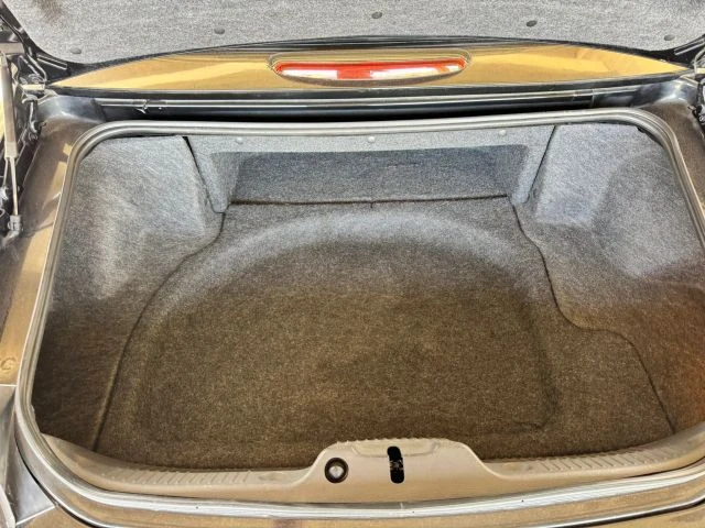 2002 Ford Thunderbird 11th Gen - Image 17 of 25