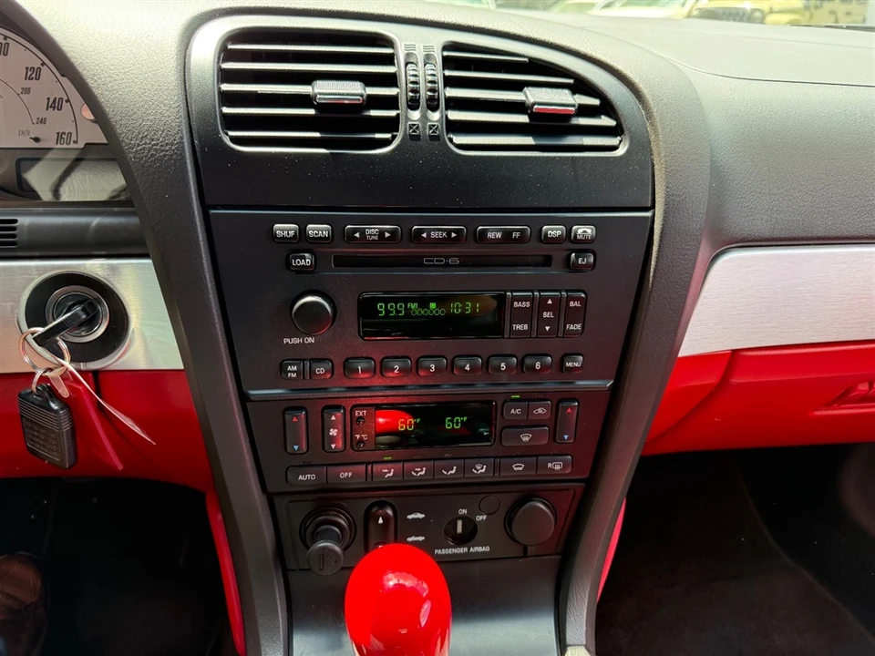 2002 Ford Thunderbird 11th Gen - Image 8 of 13