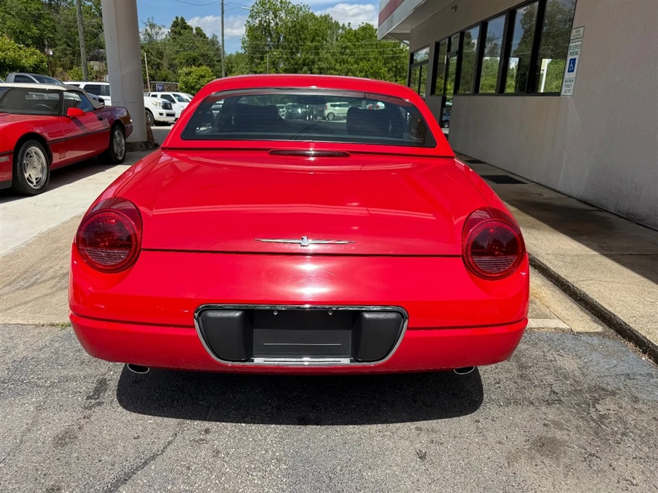 2002 Ford Thunderbird 11th Gen - Image 9 of 13