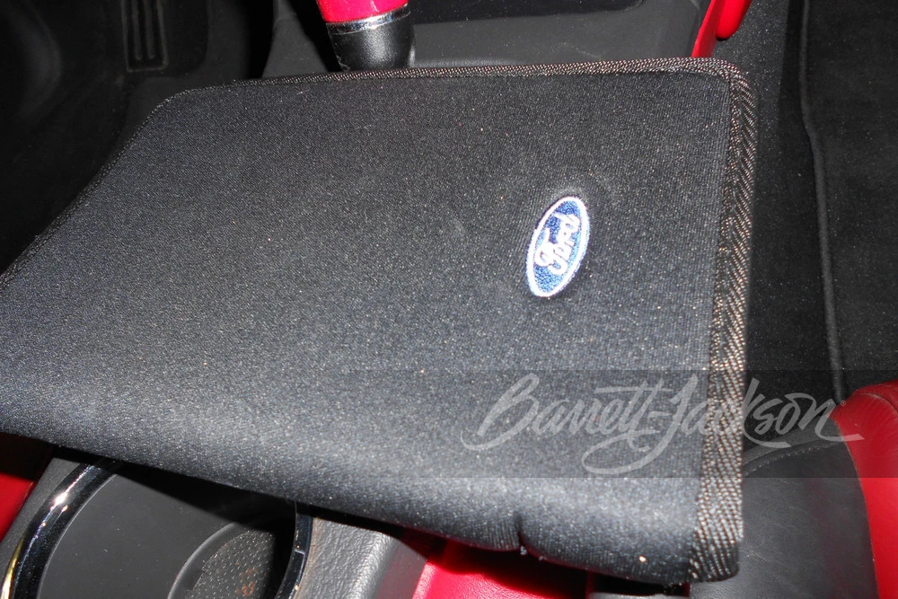 2002 Ford Thunderbird 11th Gen - Image 7 of 21