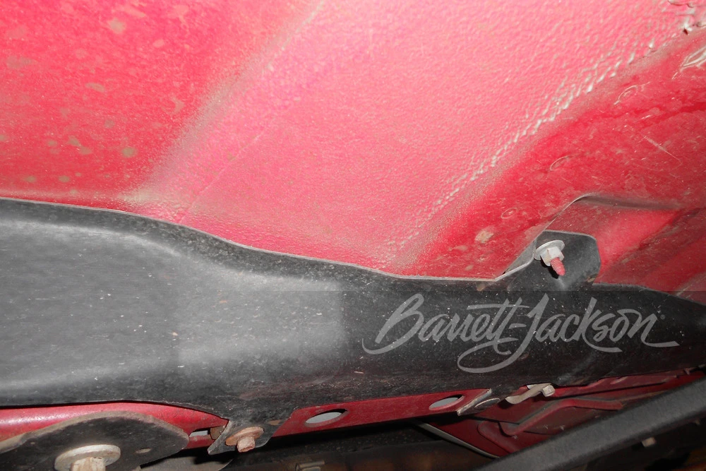 2002 Ford Thunderbird 11th Gen - Image 9 of 21