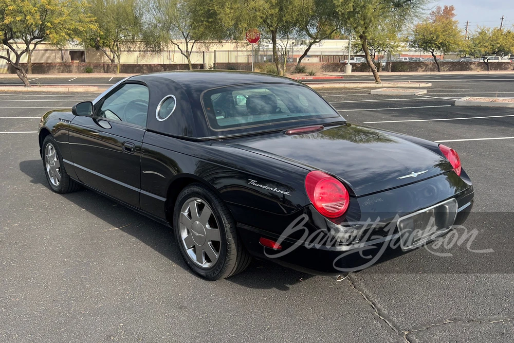2002 Ford Thunderbird 11th Gen - Image 10 of 16