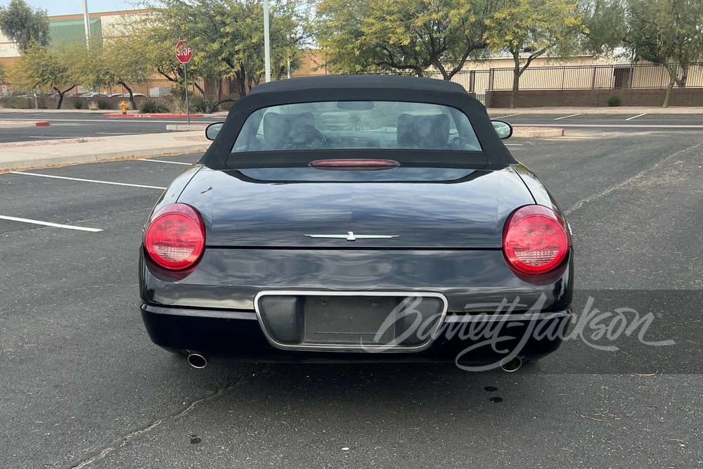 2002 Ford Thunderbird 11th Gen - Image 12 of 16