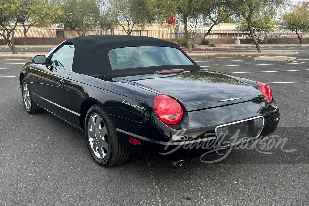 2002 Ford Thunderbird 11th Gen - Image 13 of 16