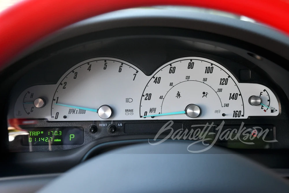2002 Ford Thunderbird 11th Gen - Image 7 of 17
