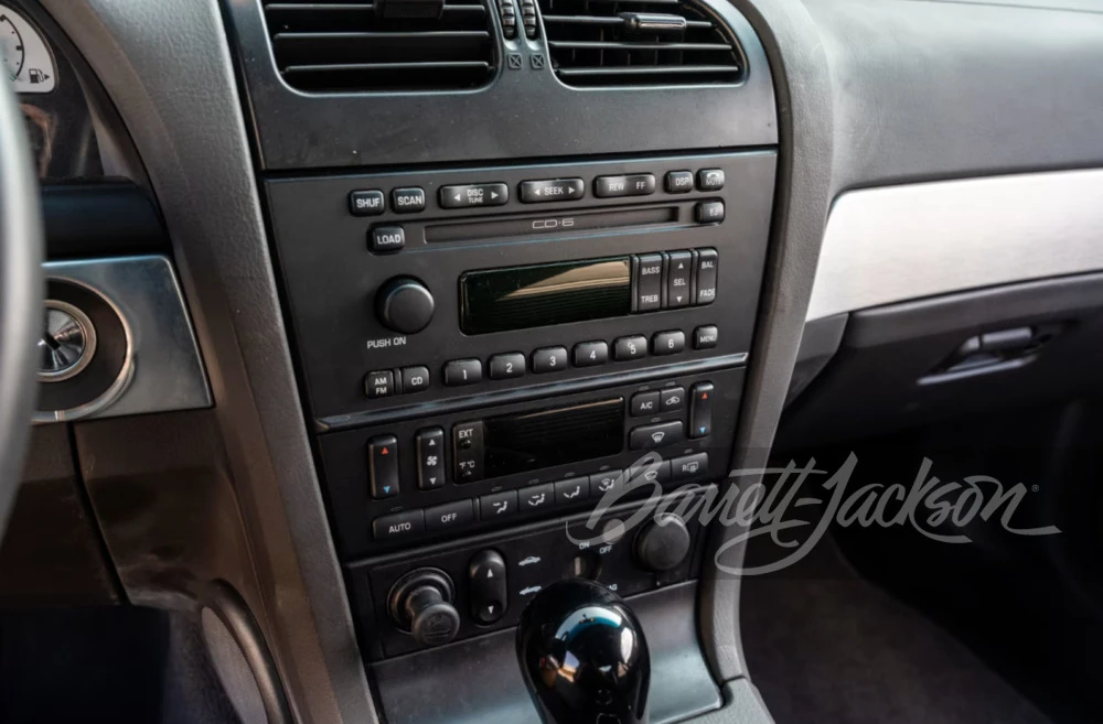 2002 Ford Thunderbird 11th Gen - Image 7 of 14