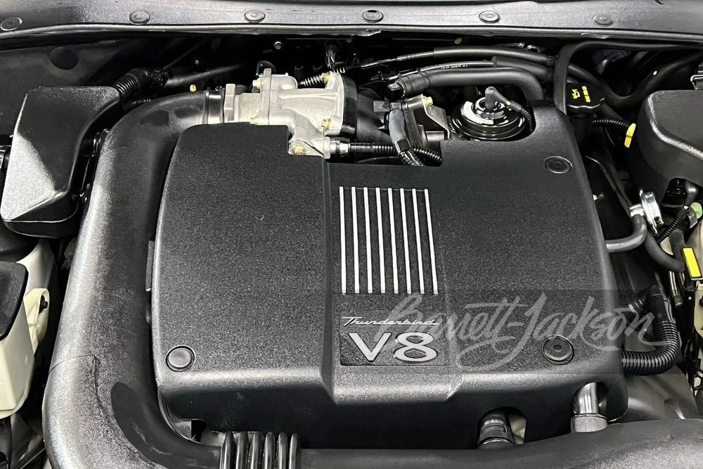 2002 Ford Thunderbird 11th Gen - Image 2 of 5