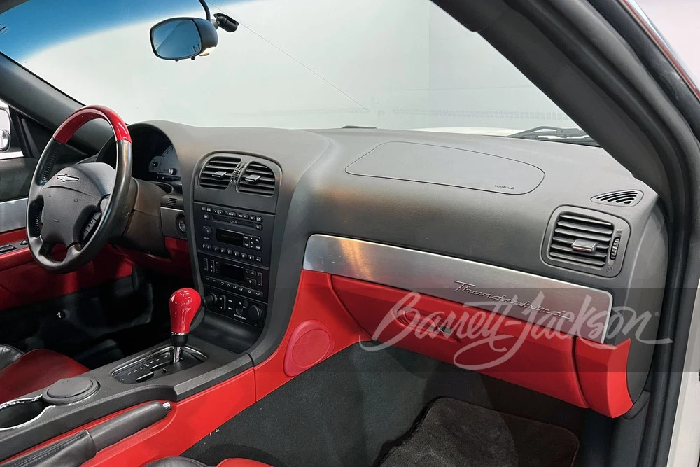 2002 Ford Thunderbird 11th Gen - Image 3 of 5