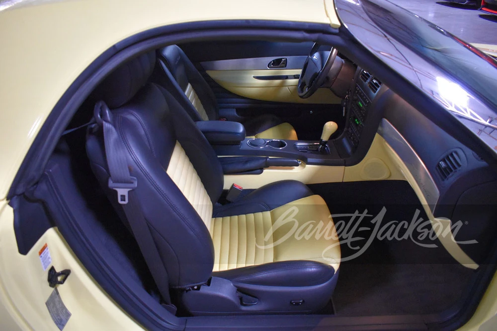 2002 Ford Thunderbird 11th Gen - Image 3 of 10