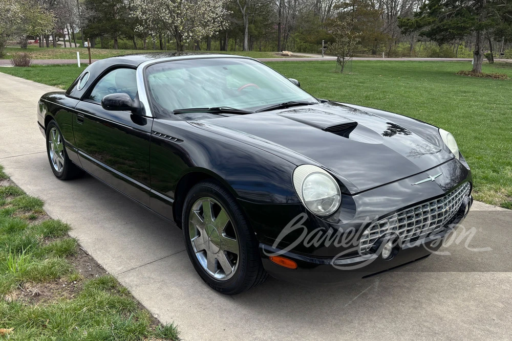 2002 Ford Thunderbird 11th Gen - Image 8 of 11