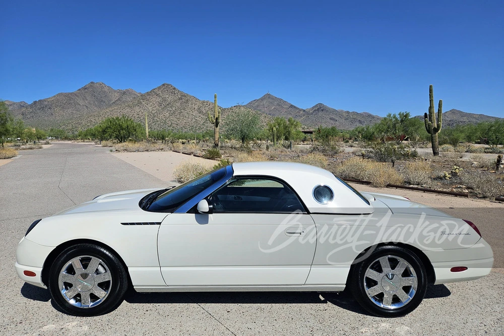 2002 Ford Thunderbird 11th Gen - Image 12 of 12