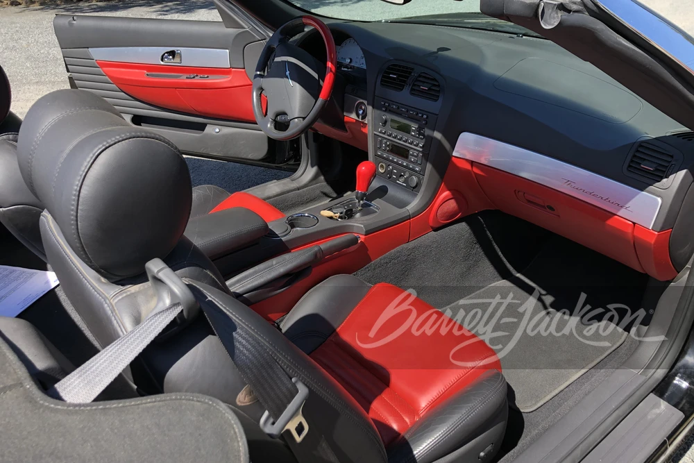 2002 Ford Thunderbird 11th Gen - Image 12 of 14