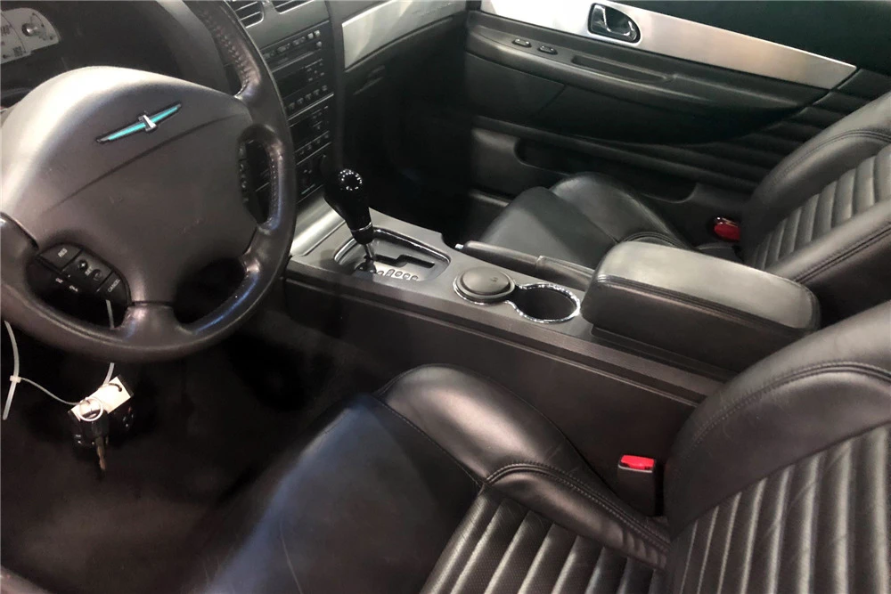 2002 Ford Thunderbird 11th Gen - Image 3 of 7