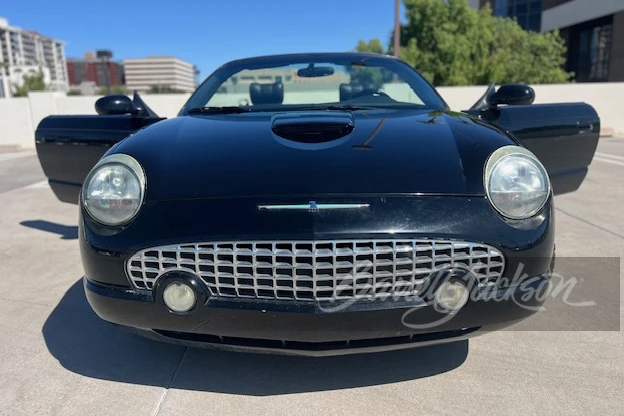 2002 Ford Thunderbird 11th Gen - Image 6 of 8
