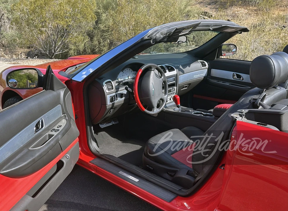 2002 Ford Thunderbird 11th Gen - Image 7 of 17