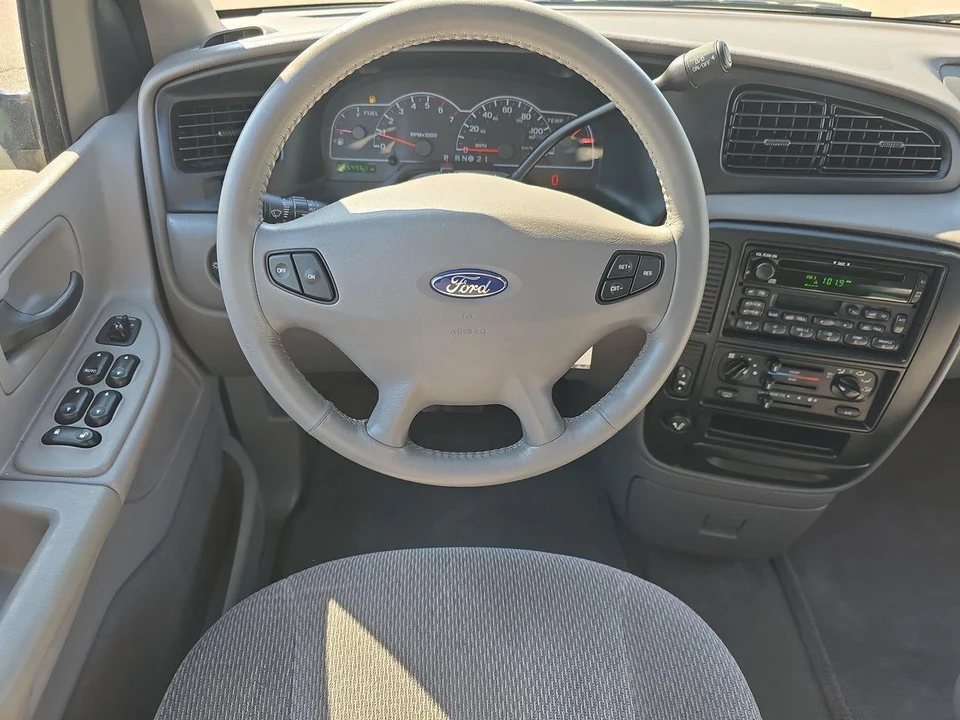 2002 Ford - Image 6 of 12