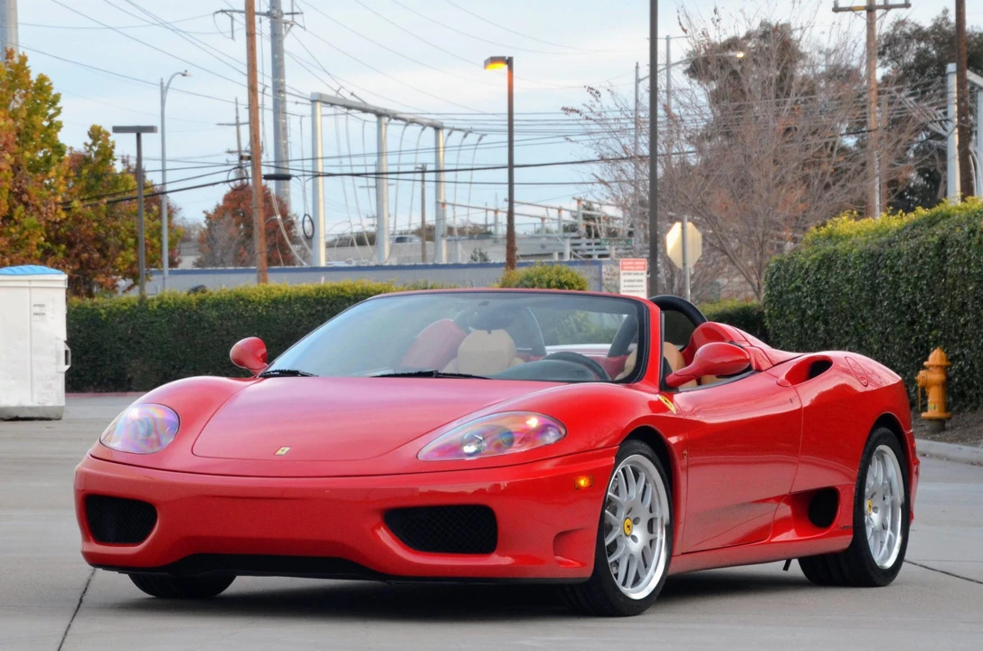 2002 Ferrari 360 Spider - Image 2 of 31