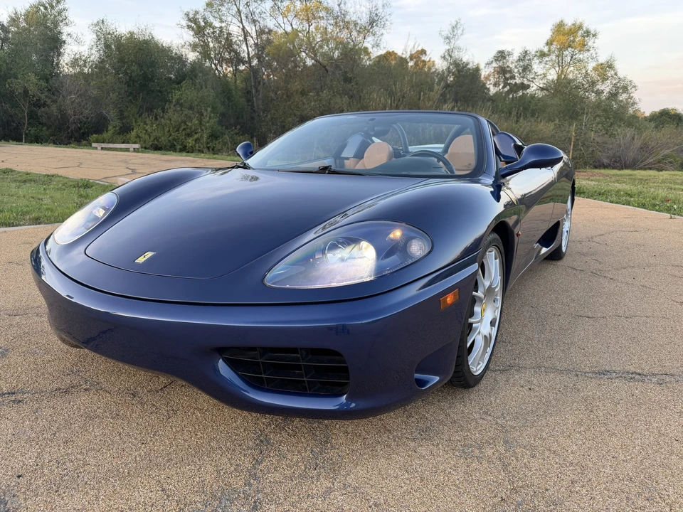 2002 Ferrari 360 Spider - Image 2 of 31