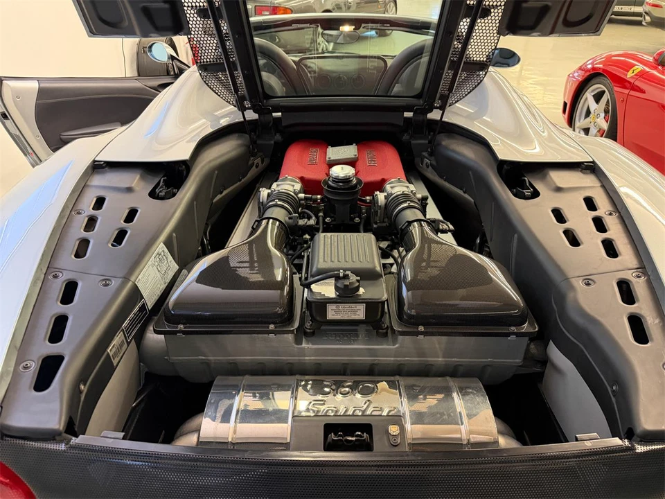 2002 Ferrari 360 Spider - Image 26 of 31