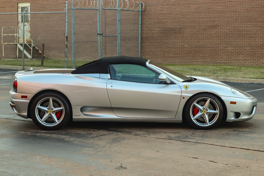 2002 Ferrari 360 Spider - Image 24 of 31
