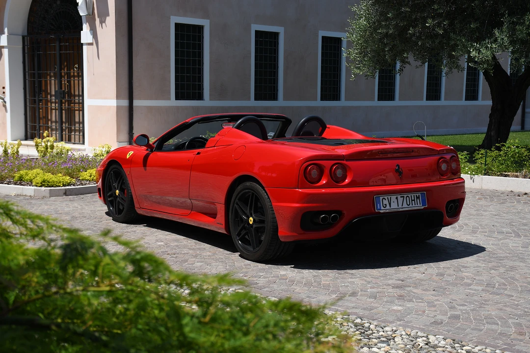 2002 Ferrari 360 Spider - Image 13 of 31