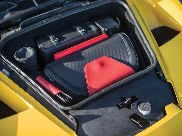 2002 Ferrari Enzo - Image 20 of 29