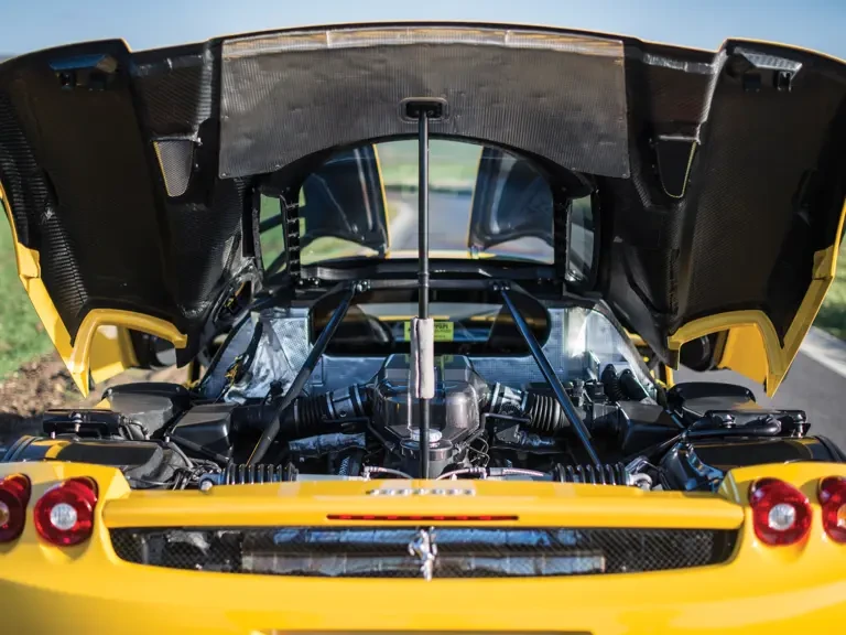 2002 Ferrari Enzo - Image 27 of 29