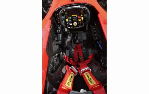 2002 Ferrari Enzo - Image 7 of 15