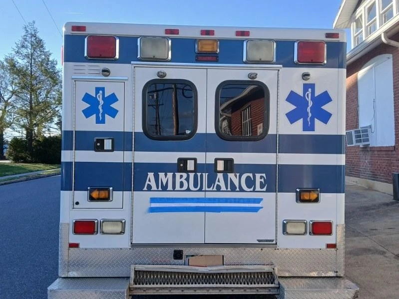 2002 Ford Econoline Van - Image 5 of 21