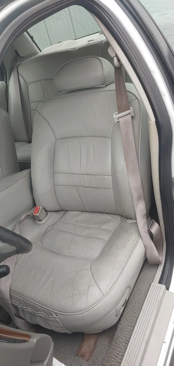 2002 Ford Crown Victoria - Image 11 of 20