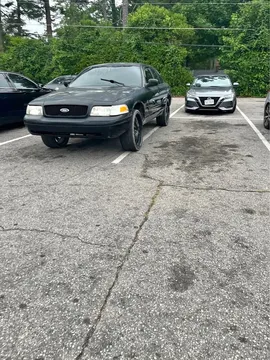 2002 Ford Crown Victoria LX Sport