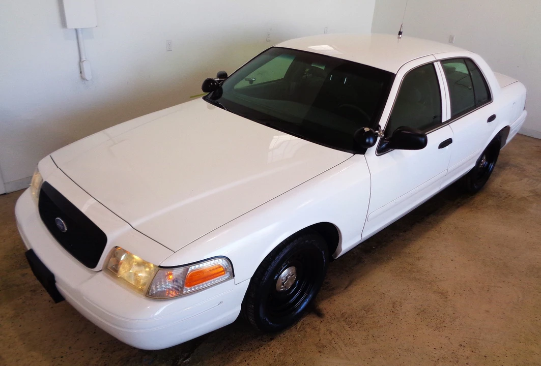 2002 Ford Crown Victoria - Image 7 of 21
