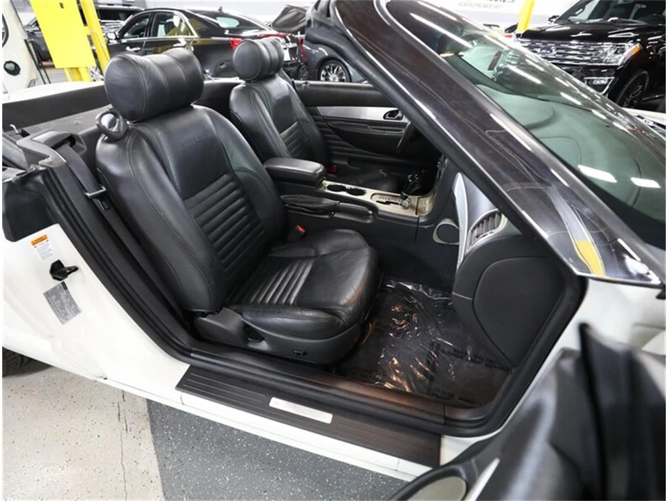 2002 Ford Standard & Deluxe & Super Deluxe - Image 21 of 31
