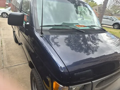 2002 Ford E-250 Econoline E250 VAN