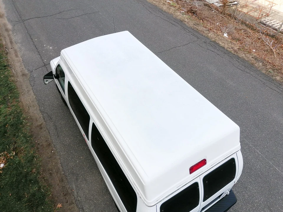 2002 Ford Econoline Van - Image 11 of 21