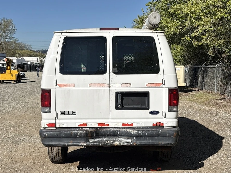 2002 Ford Econoline Van - Image 9 of 12