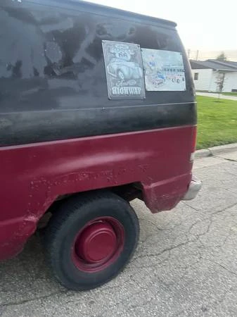 2002 Ford Econoline Van - Image 7 of 21