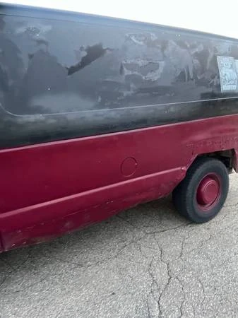 2002 Ford Econoline Van - Image 6 of 21