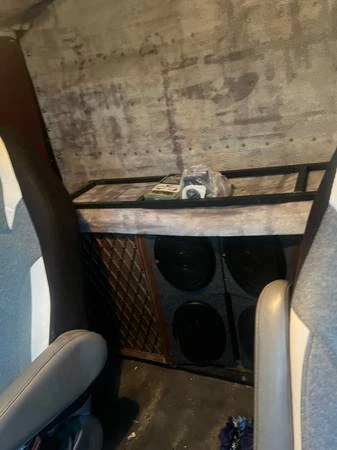 2002 Ford Econoline Van - Image 20 of 21