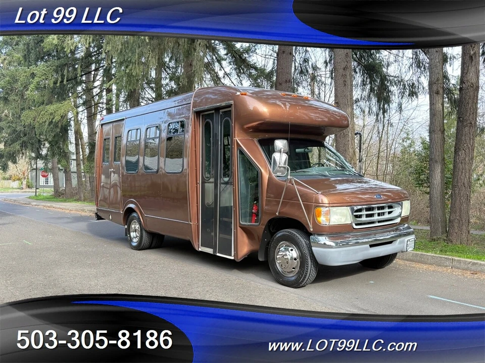 2002 Ford Econoline Van - Image 4 of 21
