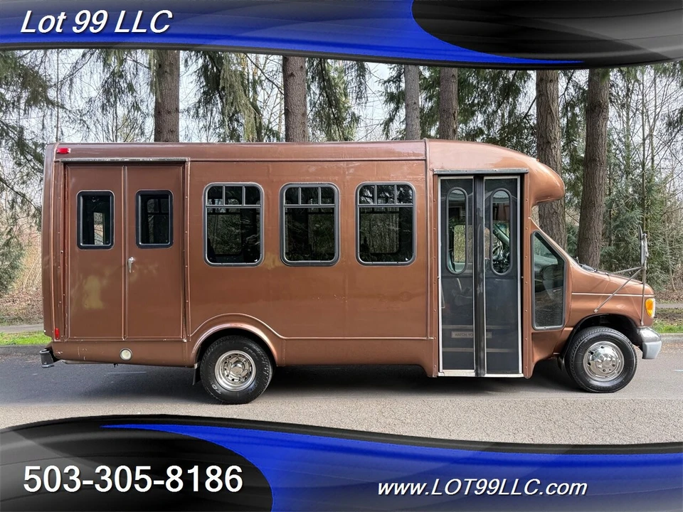 2002 Ford Econoline Van - Image 5 of 21