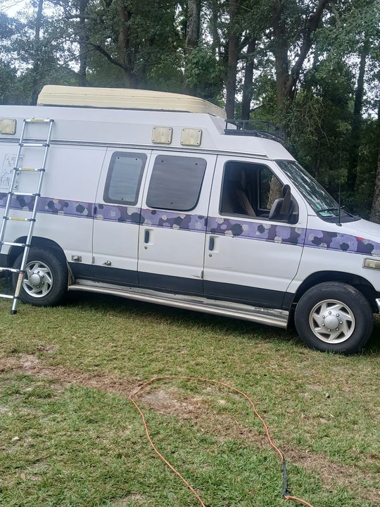 2002 Ford Econoline Van - Image 5 of 20