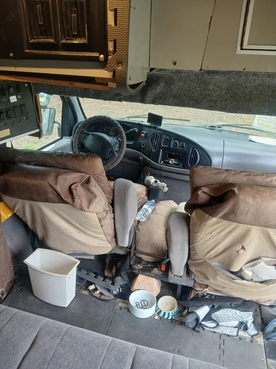 2002 Ford Econoline Van - Image 17 of 20