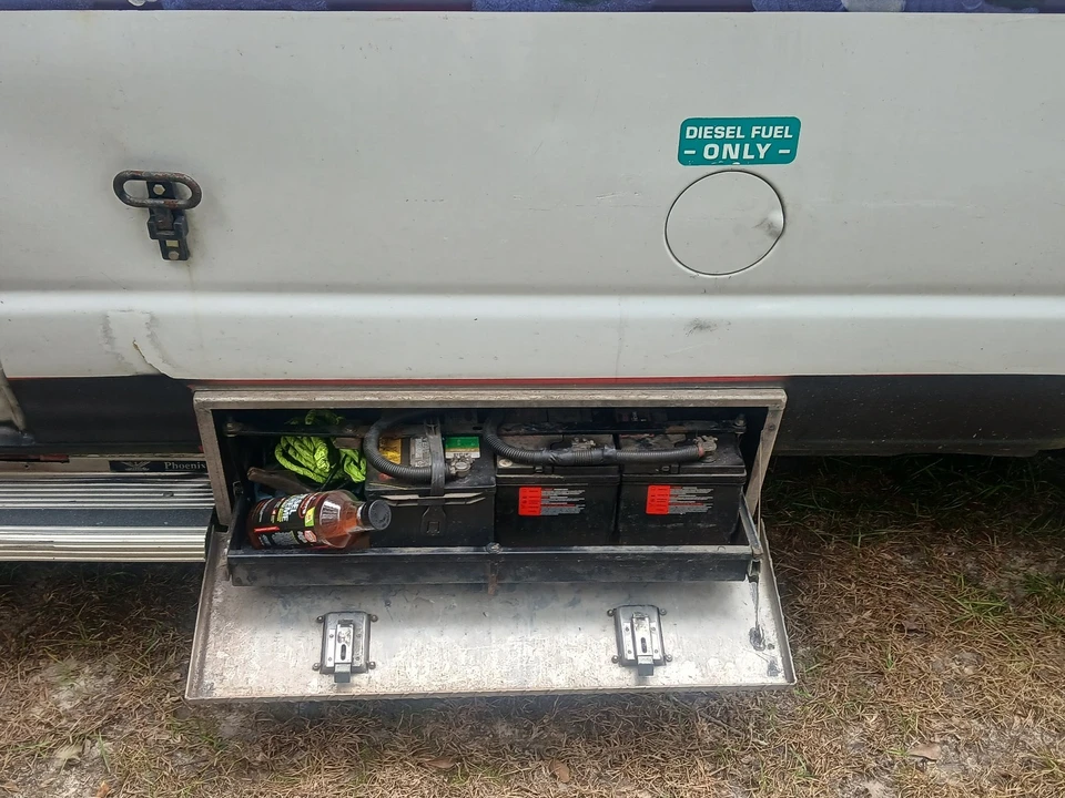 2002 Ford Econoline Van - Image 9 of 20
