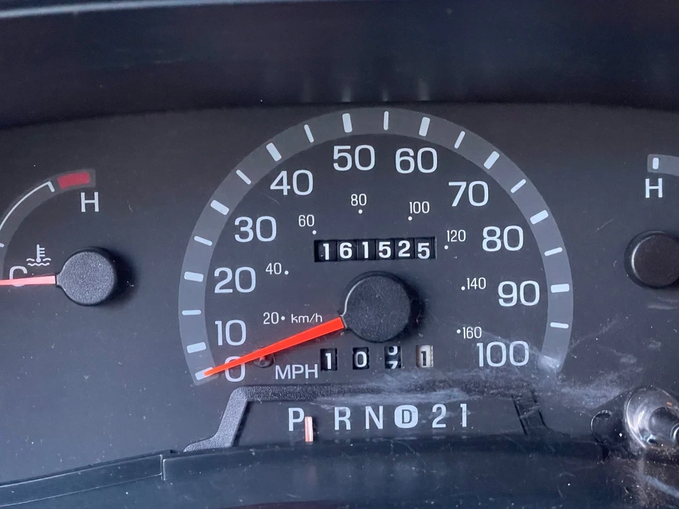 2002 Ford Econoline Van - Image 14 of 21