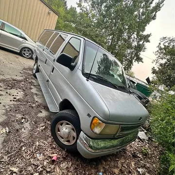 2002 Ford E-Transit 350 Cargo Van V10 Club Wagon