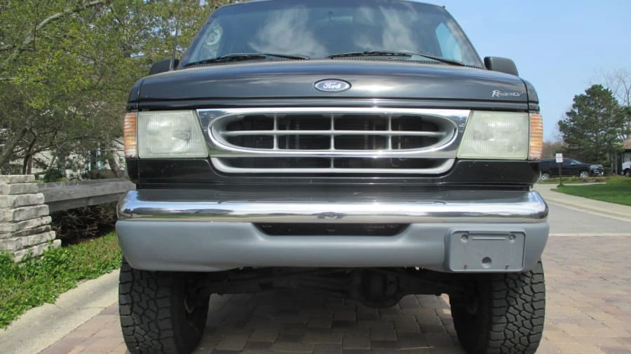 2002 Ford Econoline Van - Image 15 of 23